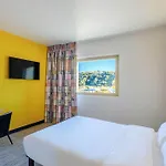 Stade Riviera 3*