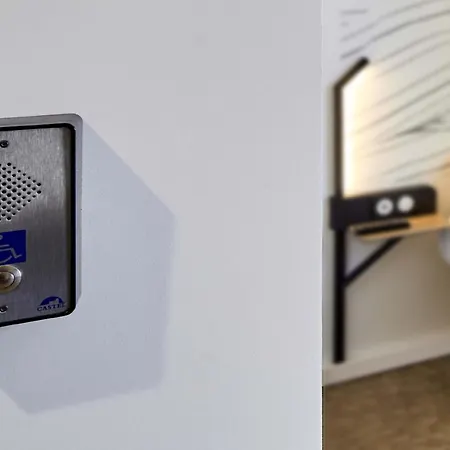 Stade Riviera Hotel 3*