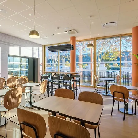 Stade Riviera Hotel 3*