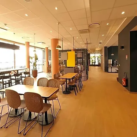 Hotel Stade Riviera 3*