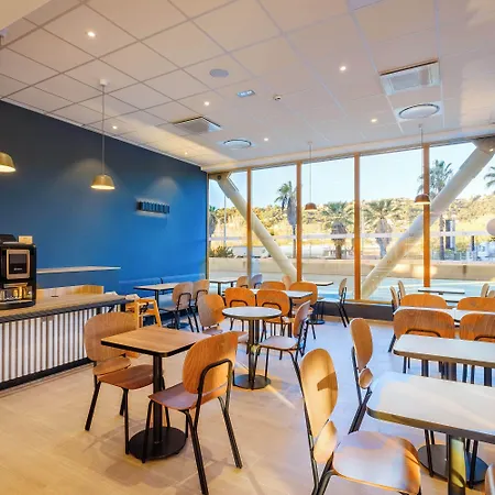 Stade Riviera 3*