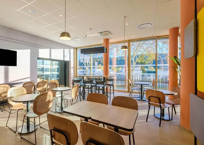 Stade Riviera Hotel 3*