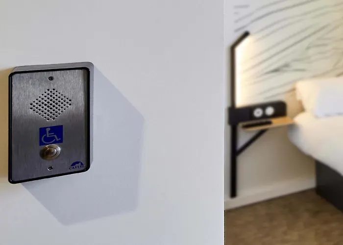 Stade Riviera Hotel 3*