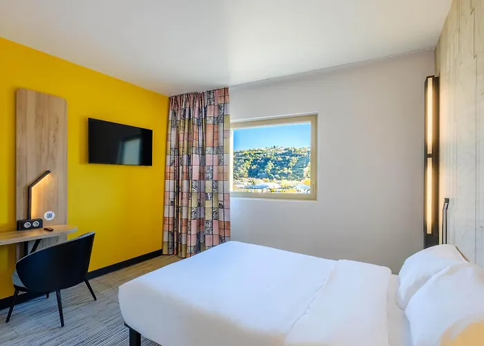 Hotel Stade Riviera 3*