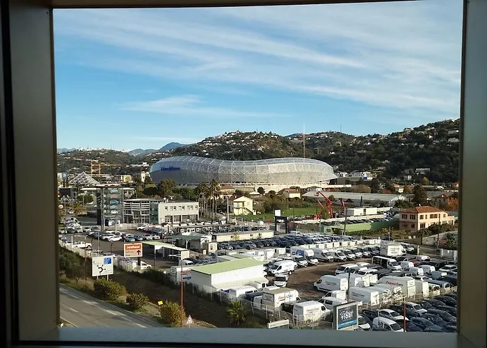 Отель Stade Riviera