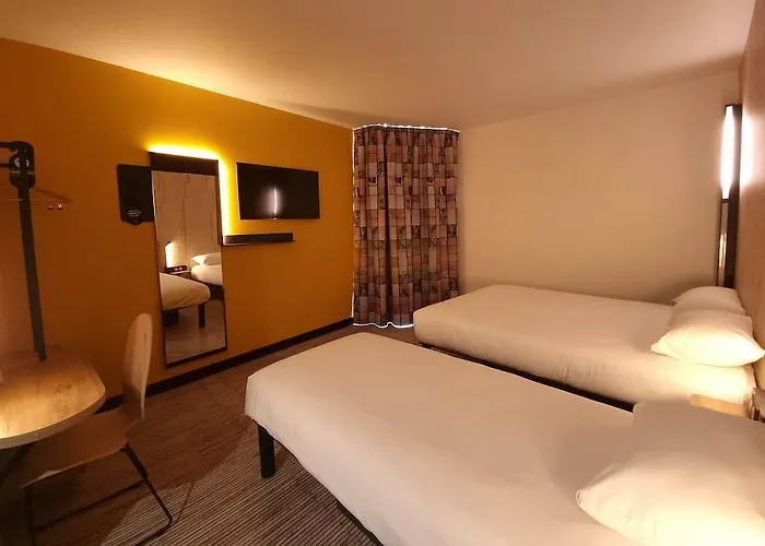 Stade Riviera 3*