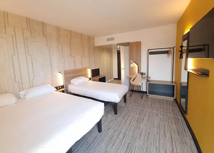 מלון Stade Riviera 3*